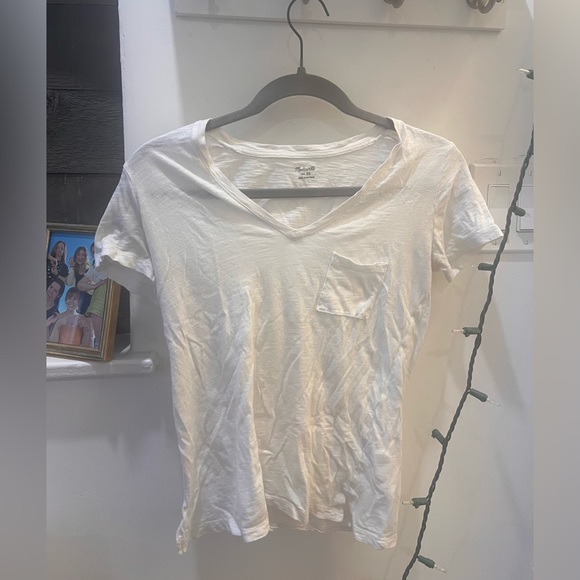madewell white pocket tee - Picture 2 of 5